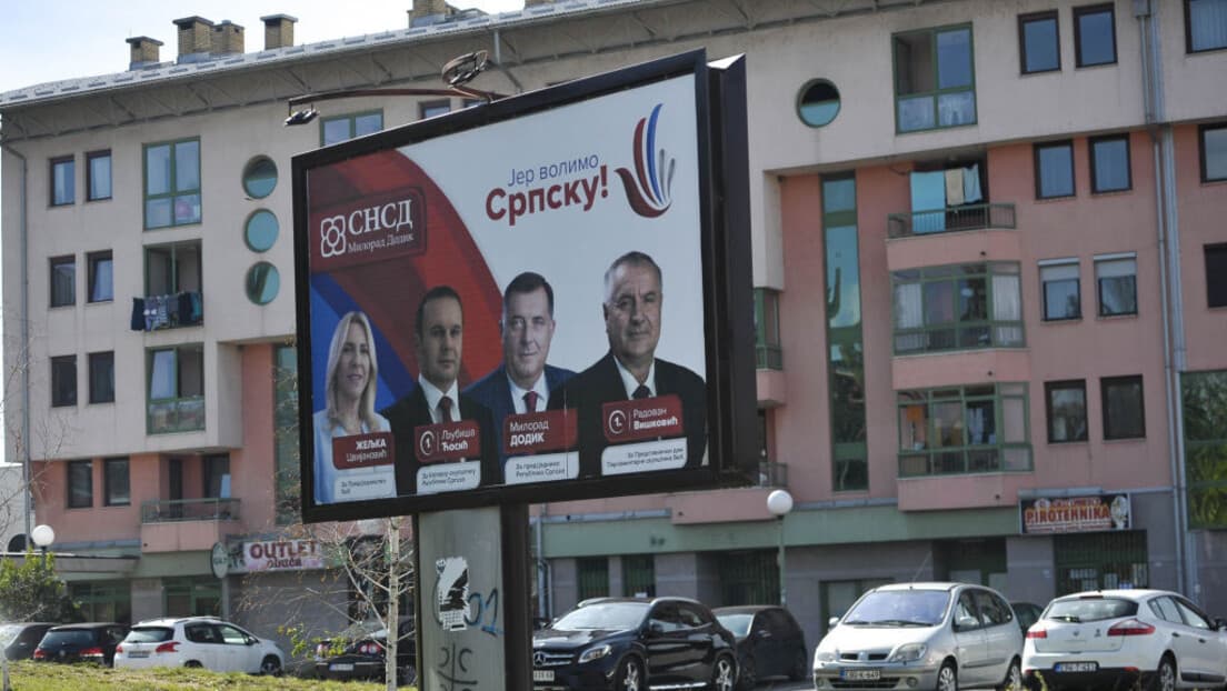 Dvanaest kandidata u trci za predsednika i potpredsednike Republike Srpske — ko su favoriti?
