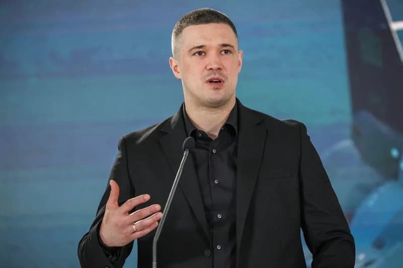 Mykhailo Fedorov Poziva Na Izbore Tokom Rata, Izazivajući Volodimira Zelenskog