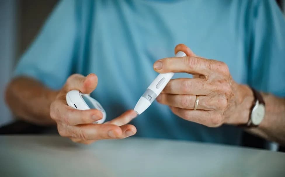 NICE preporučio Onswik — nedeljna insulin injekcija bliže NHS‑u ako MHRA odobri
