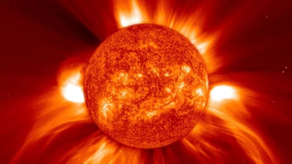Rekordna Flota Od 17 Letelica Otkrila Neočekivanu Asimetriju U Solarnim Erupcijama