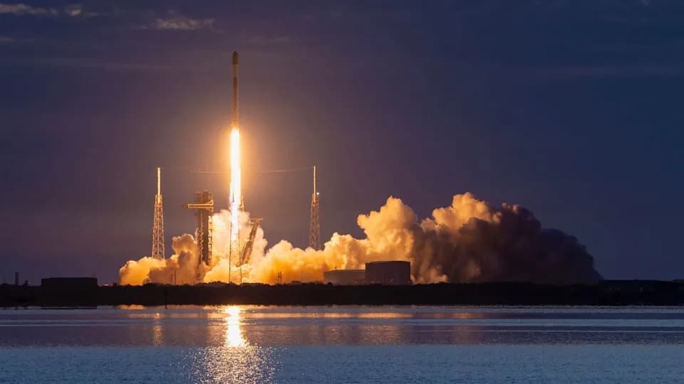 SpaceX Ruši Rekorde: 100. Let Falcon 9 U 2026. — Booster B1067 Na 37. Misiji