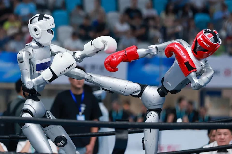 Koliko Je Kina Blizu Uvođenja Humanoidnih Robotskih Vojnica? Napredak, Rizici i Vremenski Okvir
