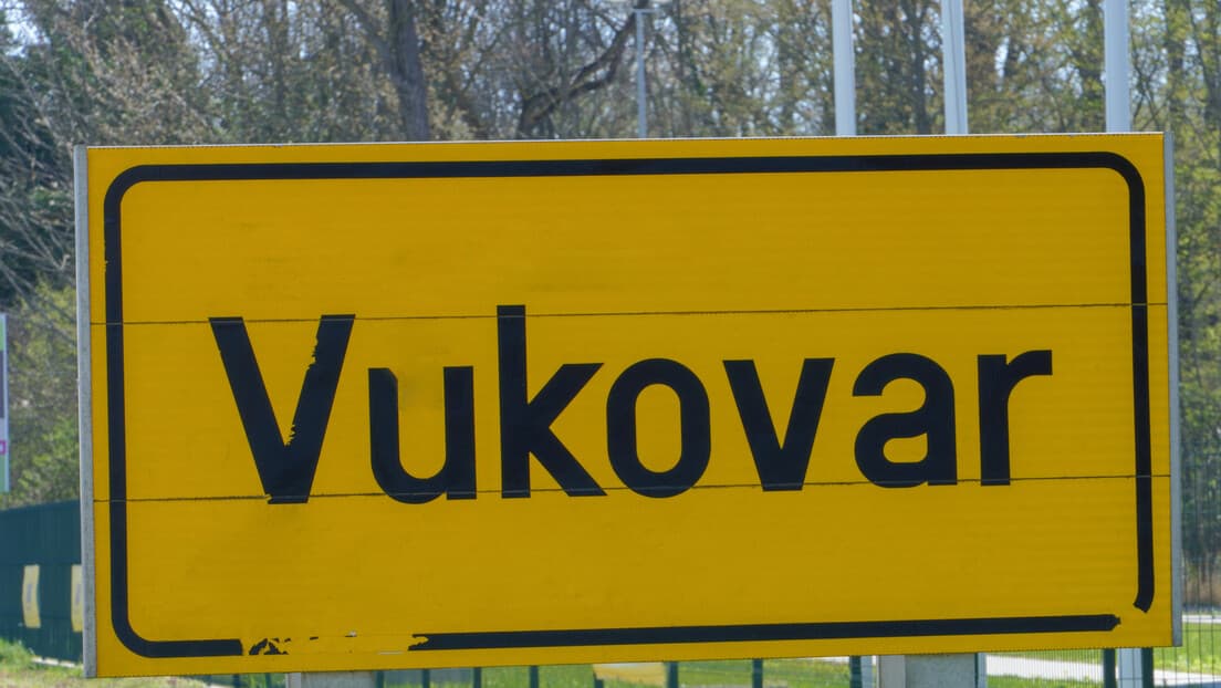 Tompson U Vukovaru — Portal Savetuje Noćenje U Srbiji, A Najave Izazivaju Polemiku