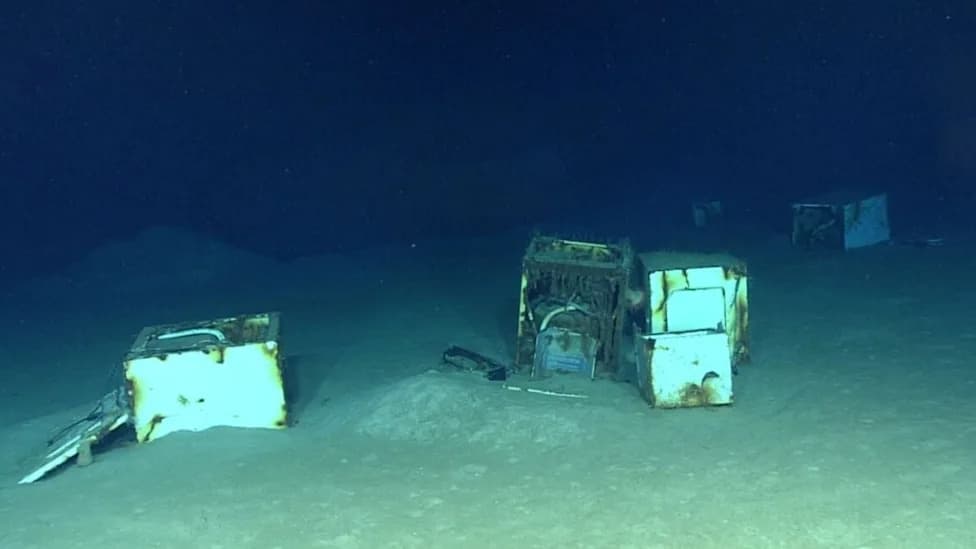 NOAA Otkrila Podvodne „Backrooms": Polje Frižidera i Mašina Na 1,5 km Dubine Meksičkog Zaliva
