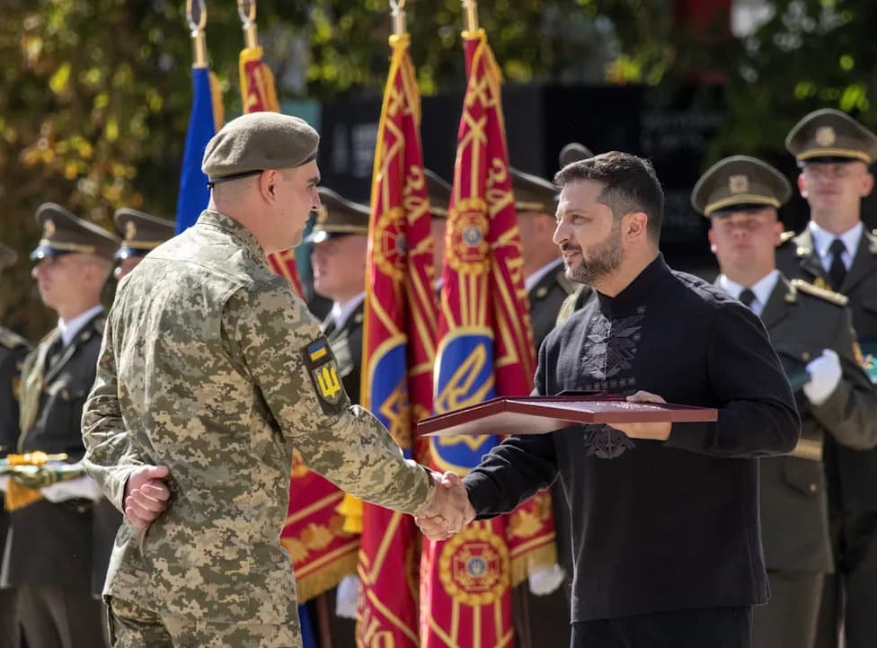 Komandant 'Teacher' Projurio Kroz "Zonu Smrti" i Spasio Dvojicu Ranjenih — Dobio Orden Heroj Ukrajine