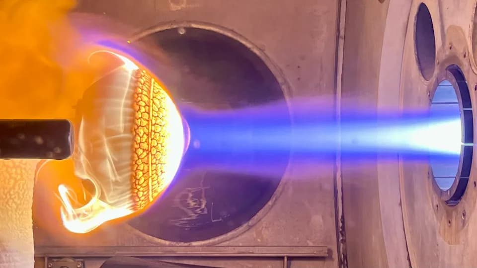 Toplotni štit pod plamenom: VKI testira kapsulu misije Draco