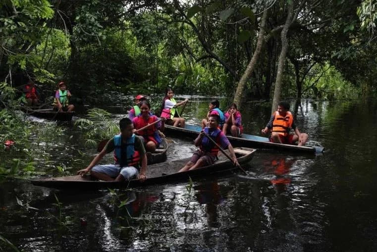 El Niño Ubrzao Pad Vodostaja u Amazonu: Prete Izolacija i Problemi u Snabdevanju