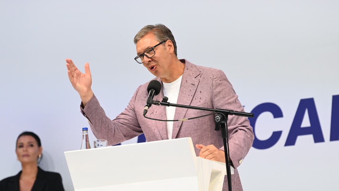 Vučić u Užicu: "Kosovo i Metohija je Srbija — bilo i biće" i poziv na „pobedу olovkom"