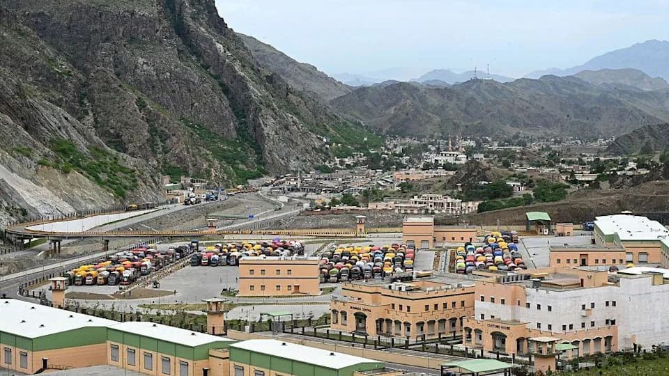 Prisilni povratak u Avganistan: Šest miliona prinuđeno da počne iz početka