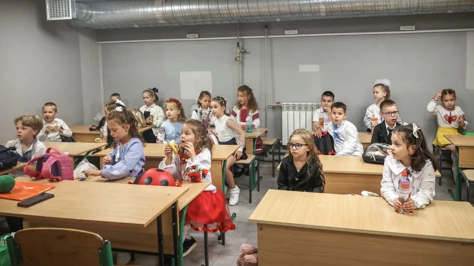 U Kijevu nastava u podrumima: deca pohađaju školu u skloništima zbog intenzivnih ruskih napada