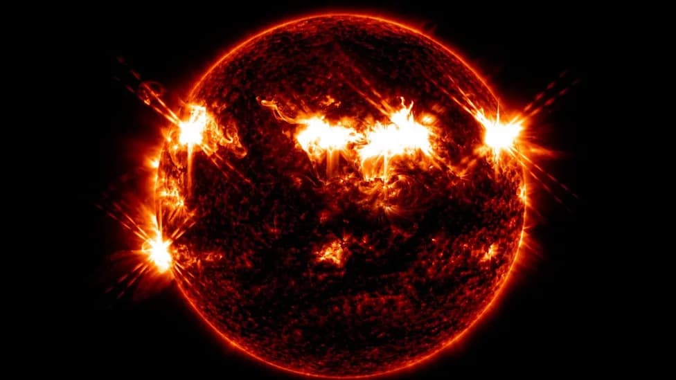 Solarna oluja koja je pomerila GPS za do 33 stope (~10 m) — širok pojas jonosferske scintilacije preko SAD