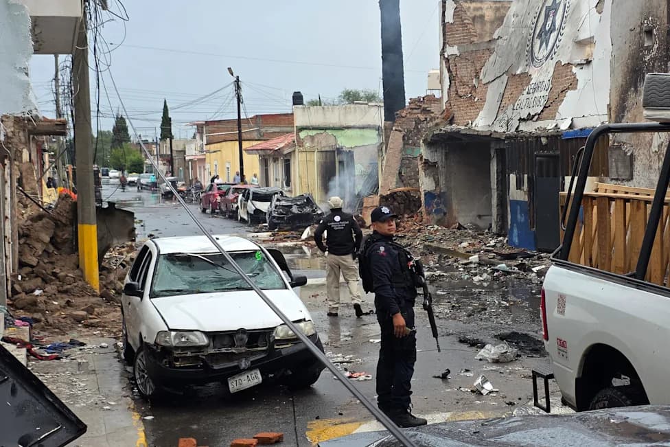 Eksplozivni obračuni: Zašto meksički karteli sve češće koriste automobil-bombe, dronove i improvizovane eksplozive