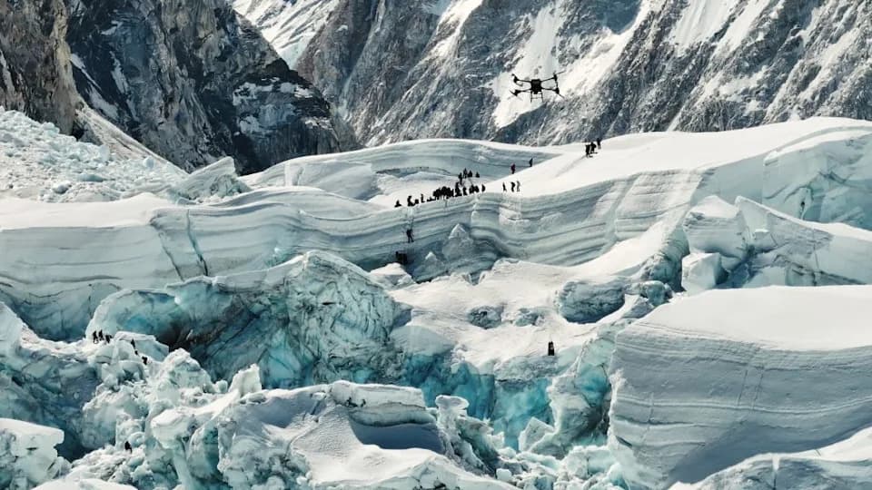 Mokraća planinara topi stotine tona leda na Everestu: studija otkriva 155 tona uticaja