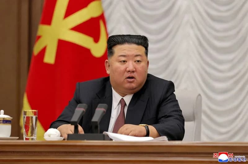 Kim Jong Un: Razarač 'Kang Kon' Postaje Deo Nuklearnog Sistema Odgovora