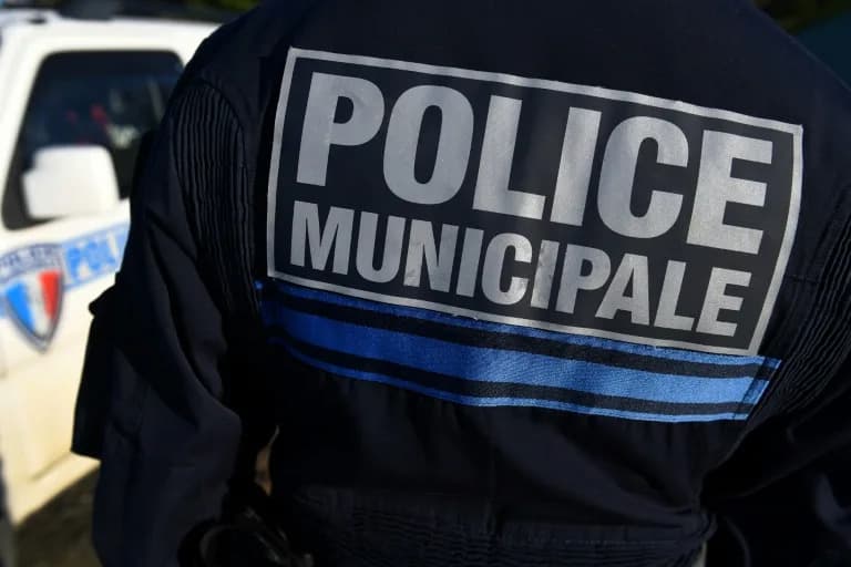 Skandal u Nacionalnom okupljanju: policajac isključen nakon rasističkog snimka sa telesne kamere