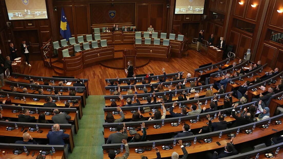 Priština Prekinula Sednicu, Gervalla Poricala 'Srpski Narod' — Novi Talas Tenziја na KiM