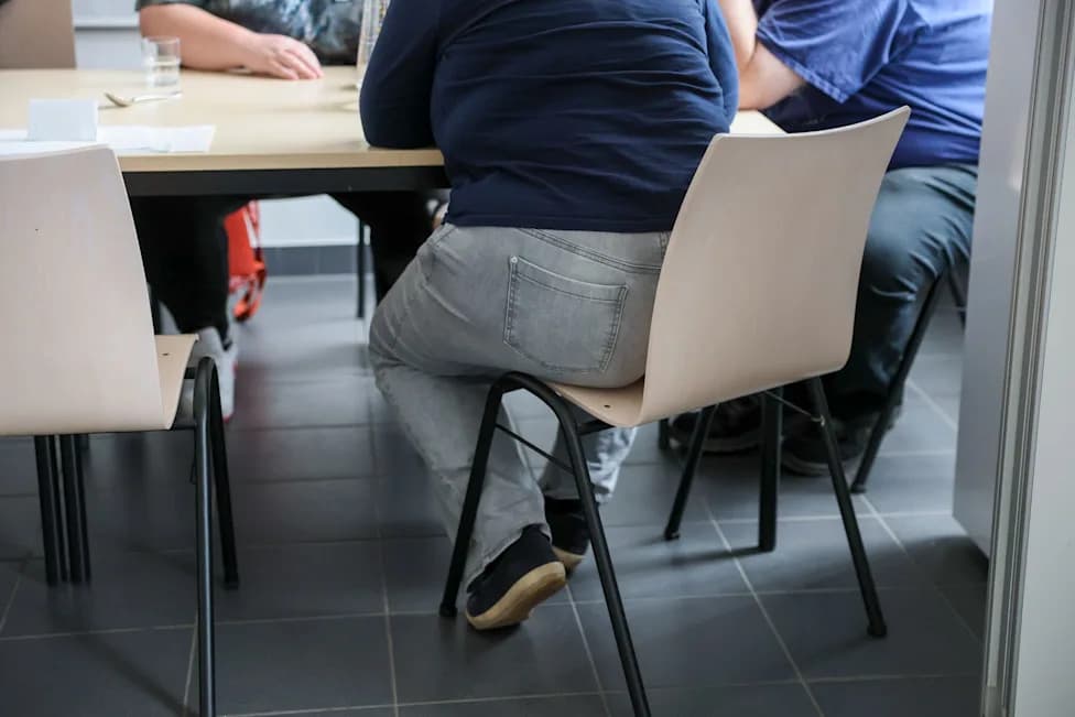Velika Britanija: Više od 150 prijavljenih smrtnih ishoda i oko 150.000 prijava neželjenih efekata povezanih sa GLP‑1 lekovima