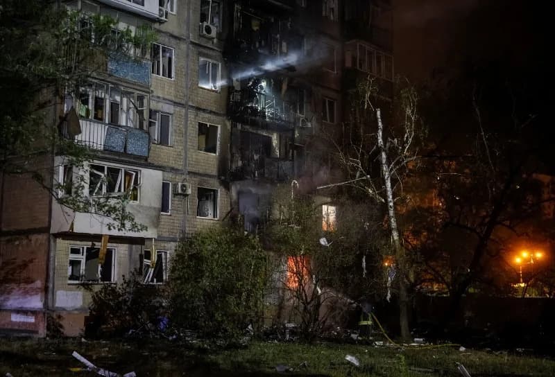 Dron Pogodio Benzinsku Pumpu U Kijevu: Jedna Osoba Povređena, Pogođena I Skladišta