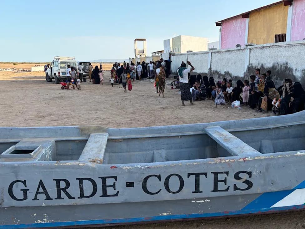 Hiljade izbeglica stigle u Džibuti posle hutijske ofanzive — Rizik za pomorski prolaz Bab al‑Mandeb