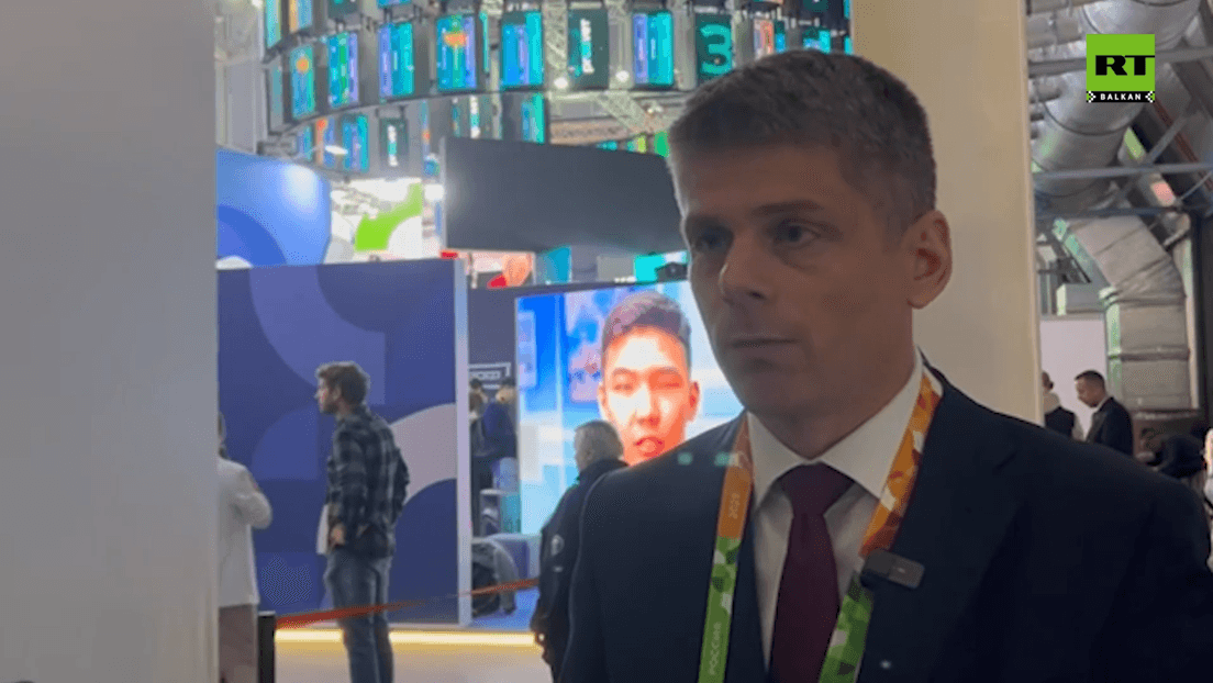 Arno Gujon: Srbija Kao "Pravi Most" Između Evrope I Rusije — Pozitivan Odjek Na Festivalu U Jekaterinburgu