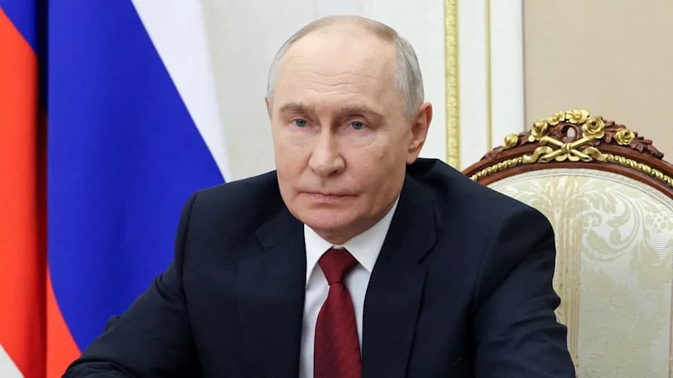 Poniženi Putin Pretrpeo Dvostruki Udar — Rafinerija u Jaroslavlju i Aerodrom u Rostovu Pogodjeni