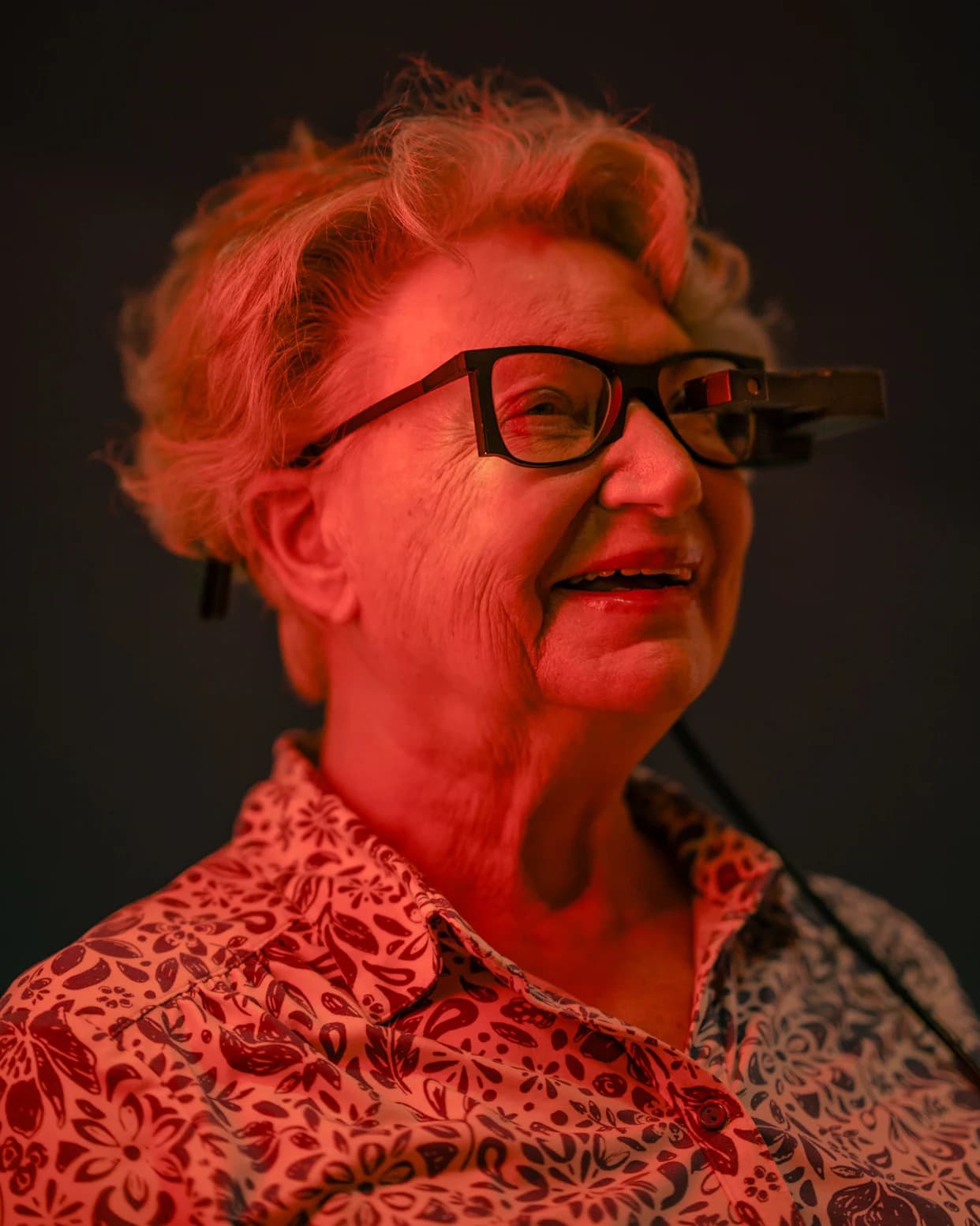 Mikročip u oku vraća čitanje — kako BCI tehnologija menja medicinu