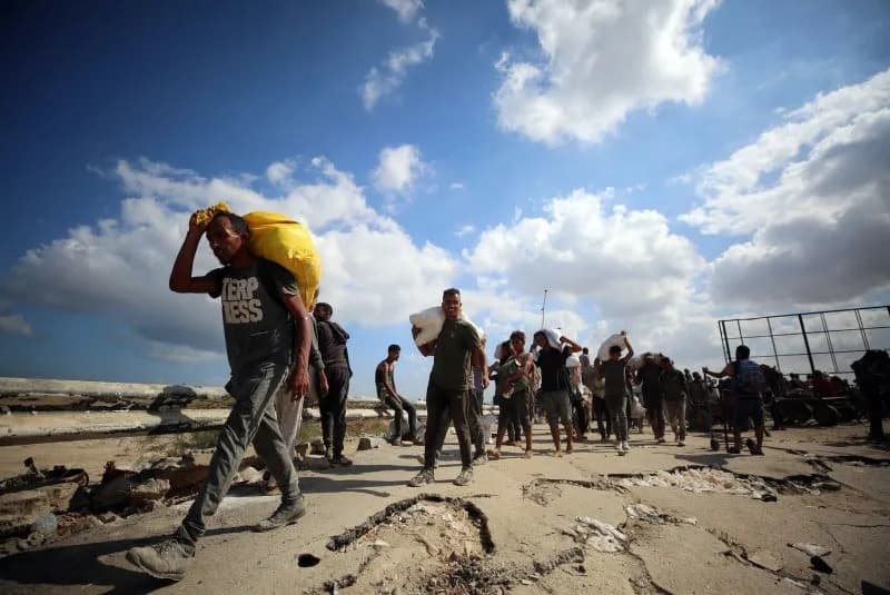 GHF prekida rad u Gazi nakon pet meseci — njihov model pomoći preuzima Civil-Military Coordination Center