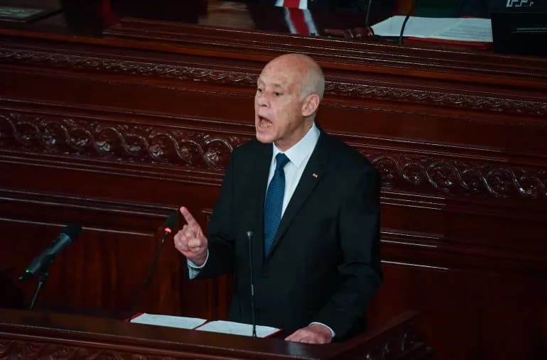 Tunizija: Apelacioni sud izrekao do 45 godina zatvora kritikama vlasti i javnim ličnostima