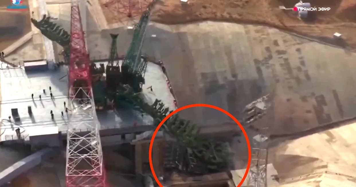 Teška havarija na Bajkonuru: servisna kabina pala u plamenski rov, Rusija privremeno bez lansiranja posada