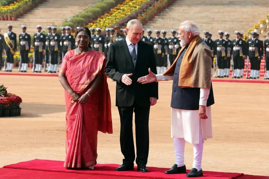 Putin ponovio ultimatum: Ukrajina da se povuče iz Donbasa ili će biti izbačena silom