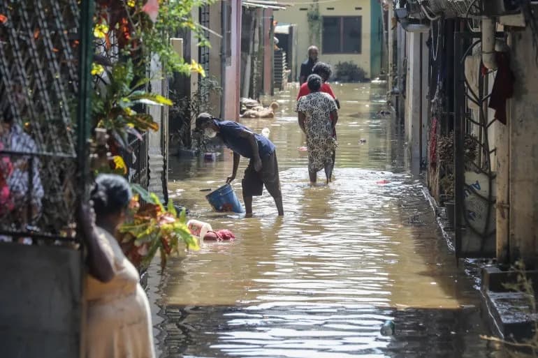 Više Od 1.750 Poginulih U Poplavama U Aziji — Aceh Najteže Pogođen