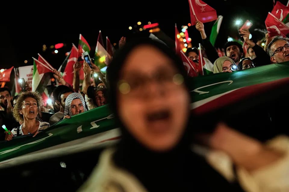 Najbolje AP fotografije iz Bliskog istoka 2025: Sukob, hrabrost i trenuci čuda