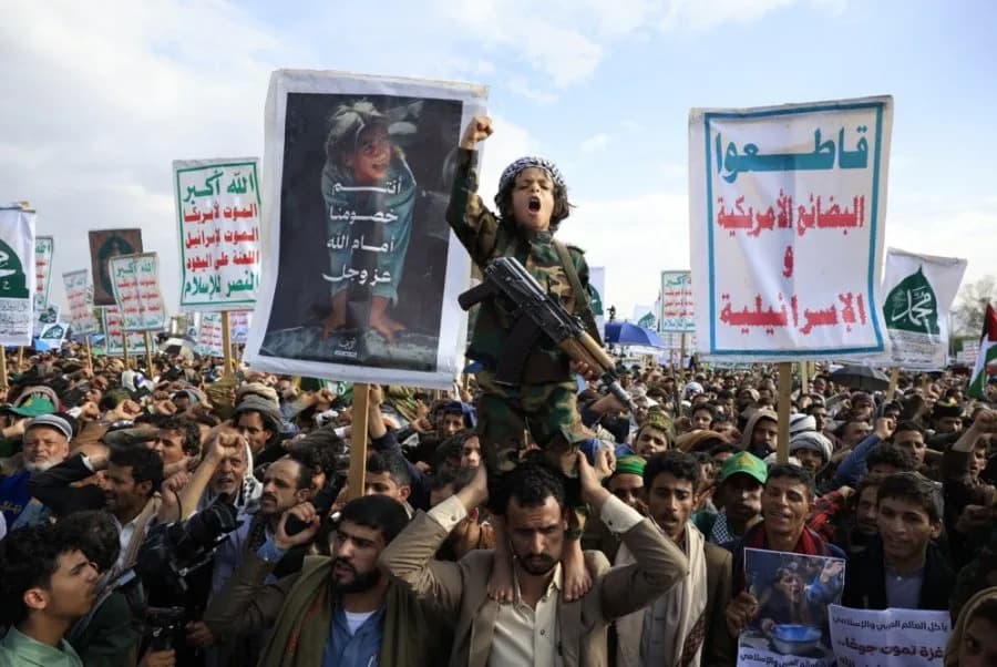 SAD Pozivaju Hute da Odmah Oslobodе Zadržano Osoblje Misija u Jemenu