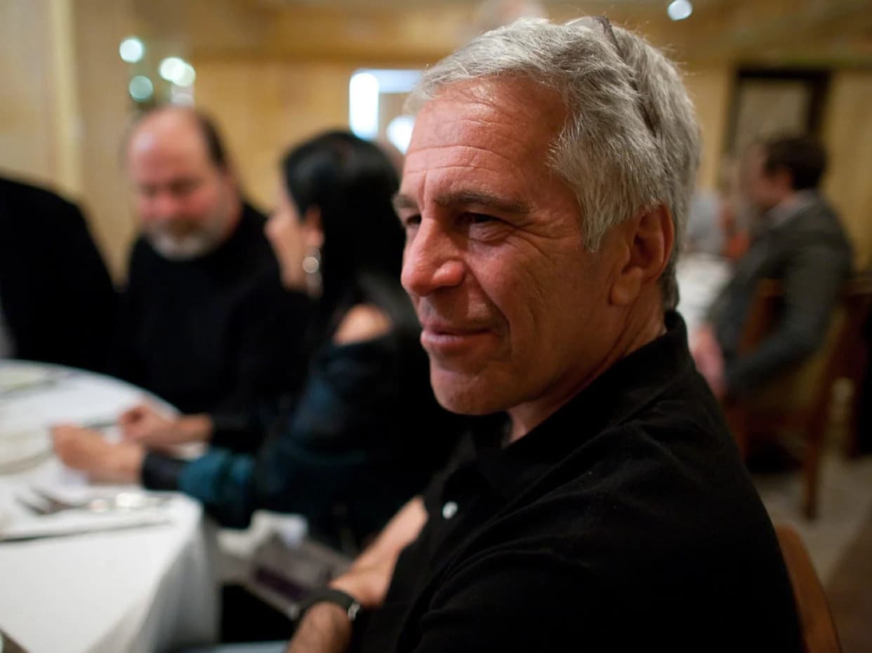 Nove Epsteinove Fotografije Objavljene: U Kadru Bill Gates i Sergey Brin