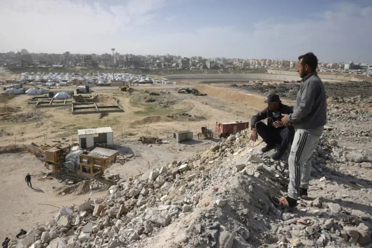 Gazečani zarobljeni između bombardovanja i «nove granice» kod Khan Junisa