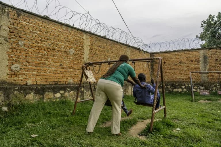 Dečaci Opisali Pakao U Kampovima ADF-a: Prisilna Regrutacija, Batine I Traume