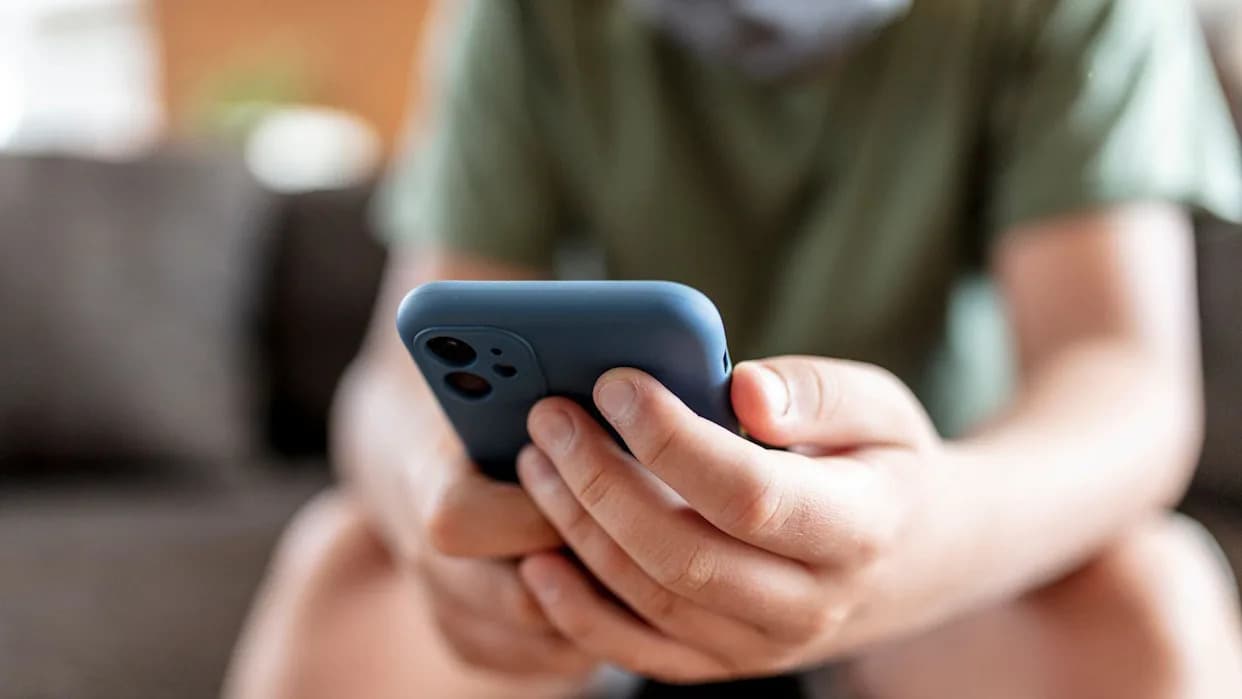 EU Zahteva Od TikToka Promenu "Zavisnog" Dizajna — Rizik Kazne Do 6% Globalnog Prihoda