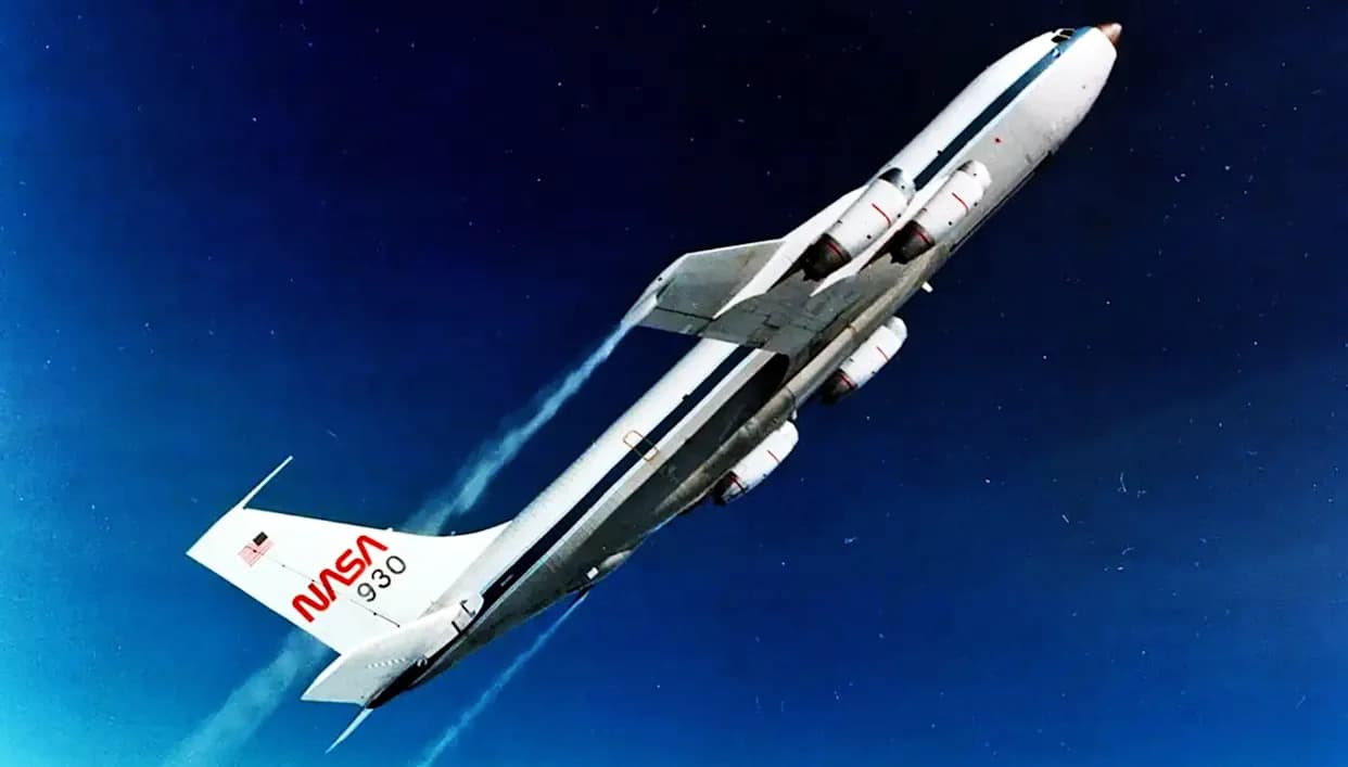 NASA Traži Novu 'Vomit Comet' Uslugu — Poziv Za Inovativne Parabolične Letove