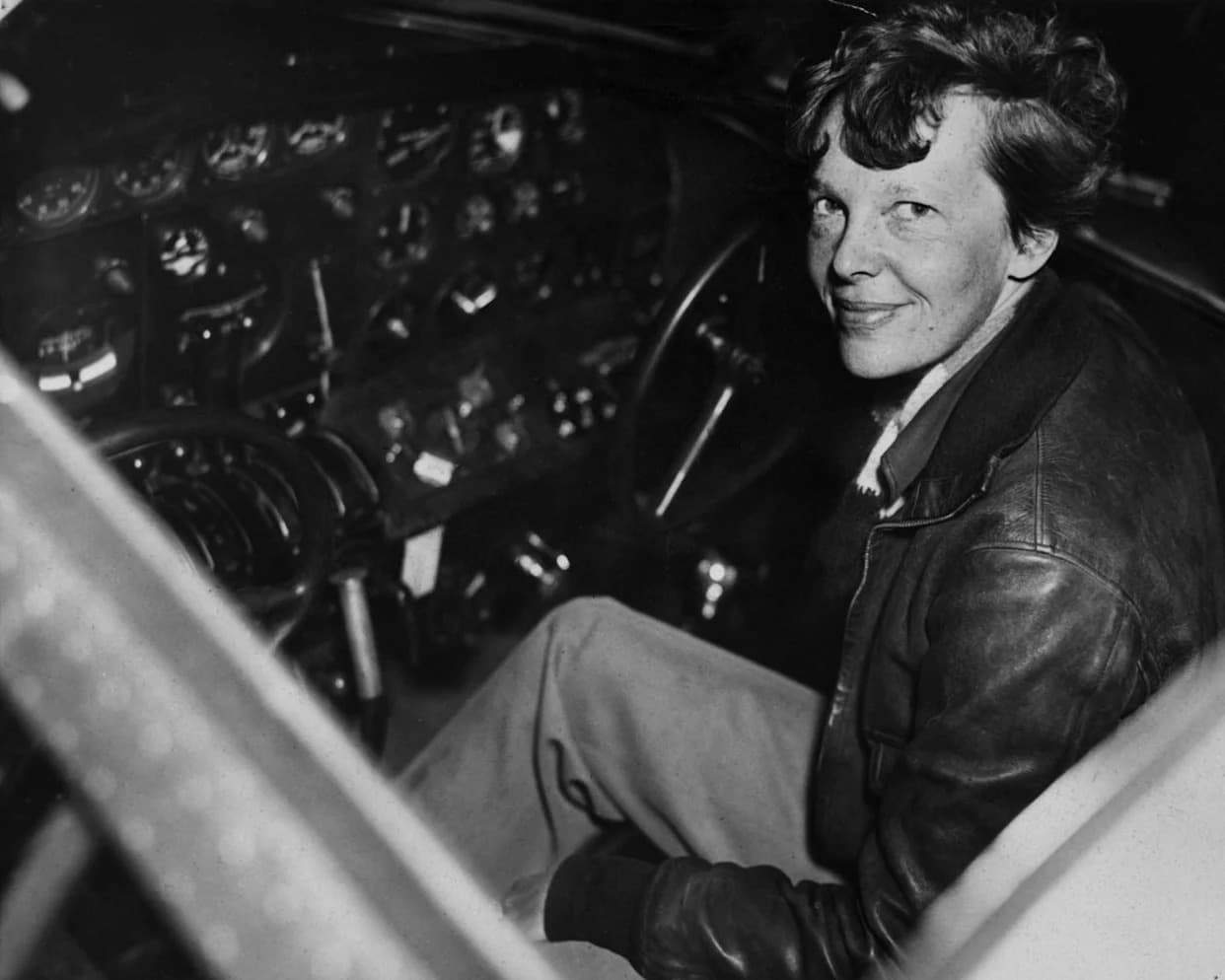 Pilot Tvrdi Da Je Na Google Earthu Pronašao Olupinu Amelije Earhart