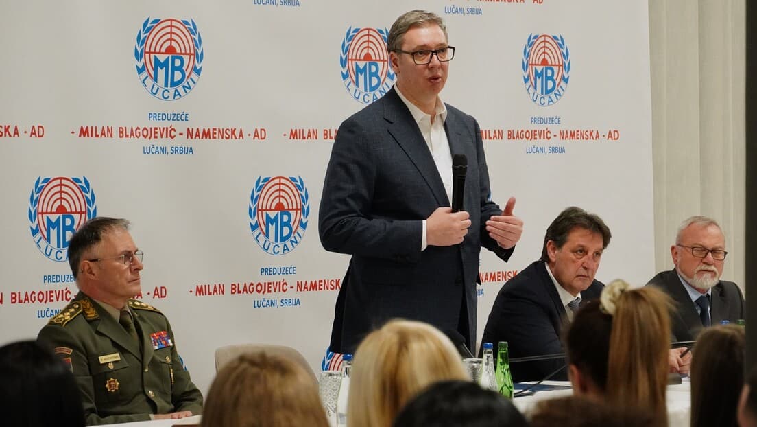 Vučić u "Milan Blagojević": Izvoz Oružja Počinje Kontrolisano, Poštujte Bezbednosne Protokole