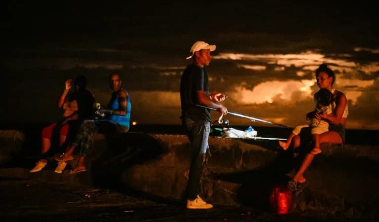 Bela kuća pojačava pritisak na Kubu: Havanu paralisao masovni nestanak struje, Tramp najavio 'uzimanje' otoka