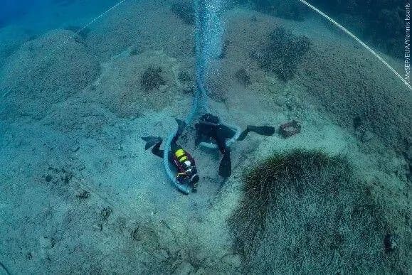 Ronioci Otkrili Mermerni Fragment Koji Bi Mogao Poticati Iz Partenona — Pronađen U Razbitini „Mentor“