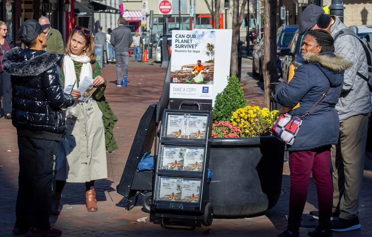 Promena Pravila: Jehovini Svedoci Dopuštaju Skladištenje Sopstvene Krvi, Ali Transfuzije Tuđe Krvi Ostaju Zabranjene