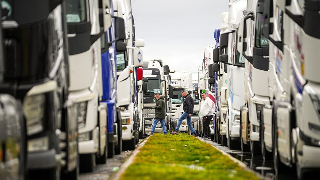 Prevoznici Iz BiH Blokirali Prelaze Sa Hrvatskom: Rok Od 72 Sata, Spor Sa Briselom I Dodatni Problemi