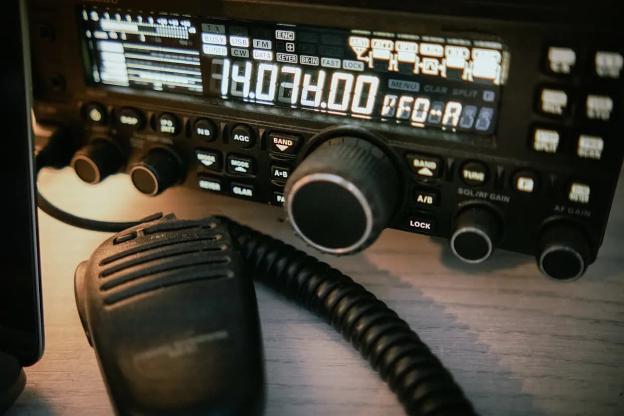 Dva Radioamatera I Misterija „Izgubljenih Kozmonauta“: Da Li Je Snimljen Ženski Vapaj Iz Svemira?