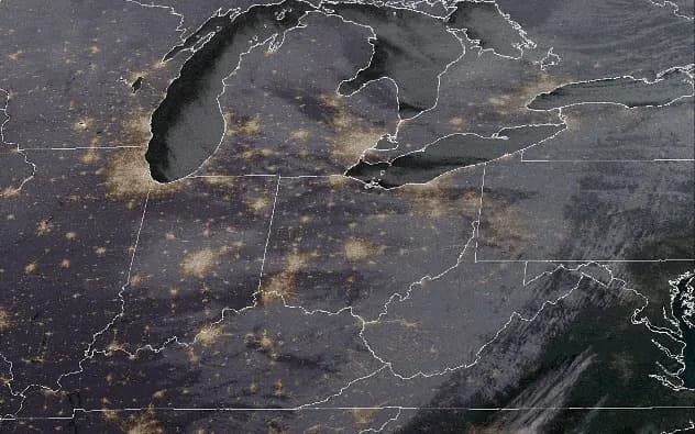 Šta Stoji Iza Talasa Vatrenih Meteora Nad SAD i Evropom? Naučnici Traže Objašnjenje