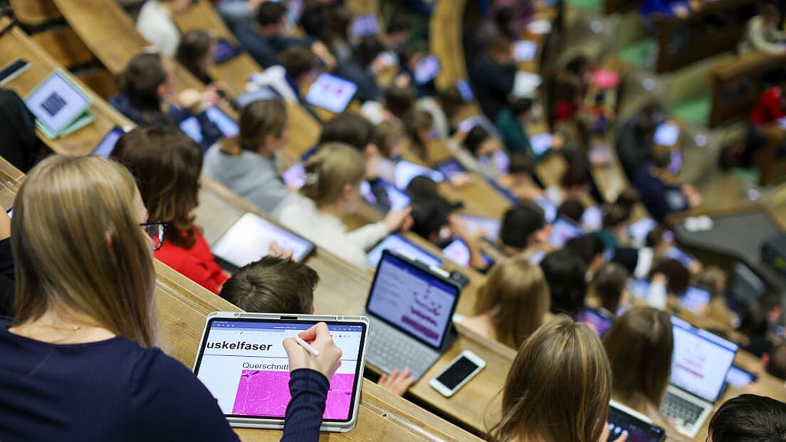 Ukinute dvostruke državne stipendije — ušteda od 171 milion dinara