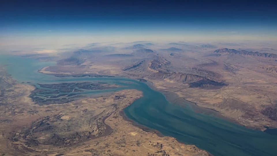 Sedam ostrva koja kontrolišu Hormuški moreuz: kako Teheran drži „lučnu odbranu”