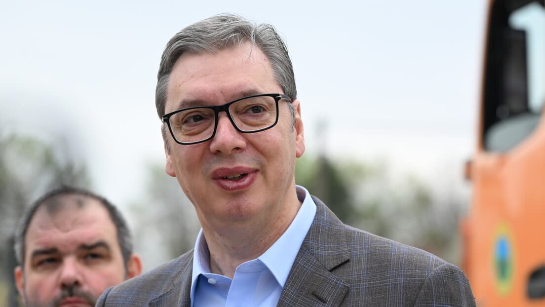 Vučić: Iz kabineta Makrona dobio sam detalje o susretu Kurti–Makron — samo ja odlučujem o upotrebi srpskog oružja