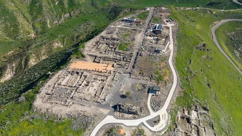 Neočekivan Trag Izgubljenog Stadijuma Krštenja Otkriven u Vizantijskoj Katedrali Blizu Kinereta